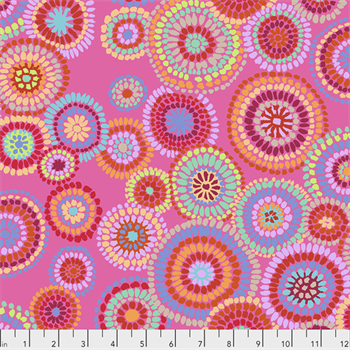 Kaffe Fassett PWGP-176 Mosaic Circles Pink